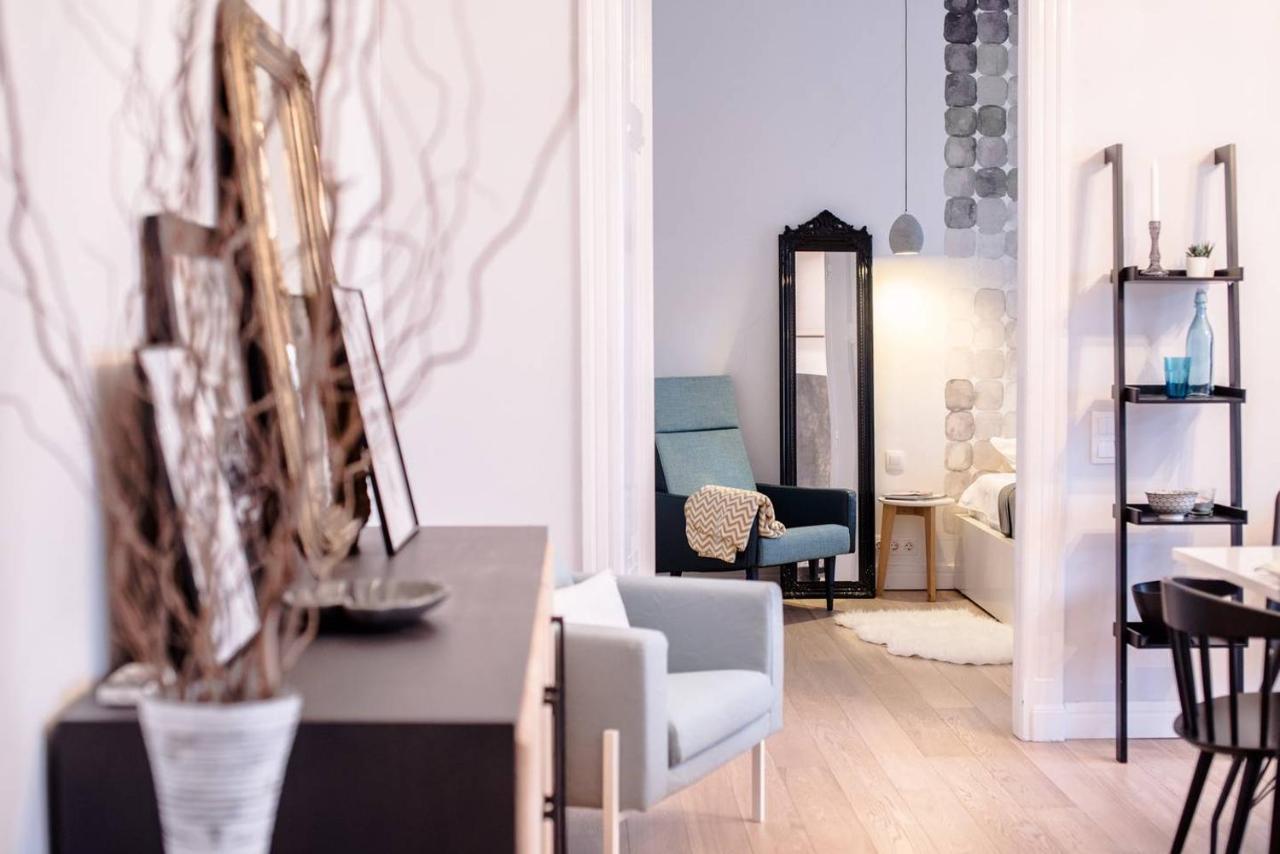 Stunning New Central Home Near Basilica Budapest Extérieur photo
