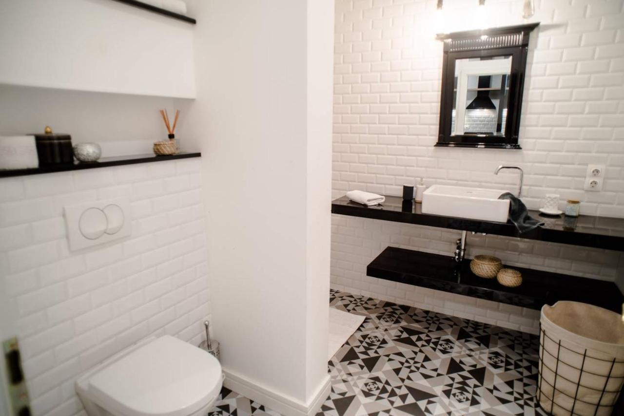 Stunning New Central Home Near Basilica Budapest Extérieur photo
