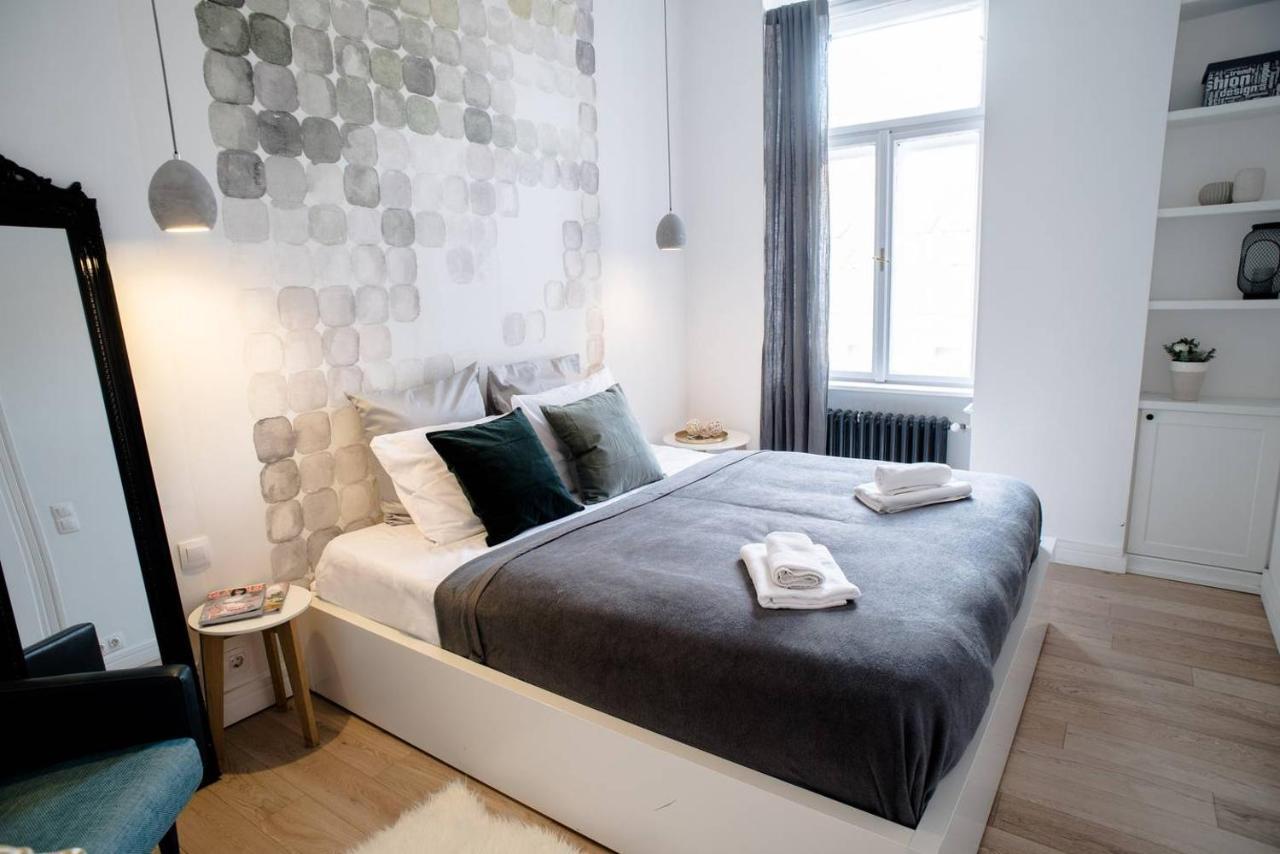 Stunning New Central Home Near Basilica Budapest Extérieur photo