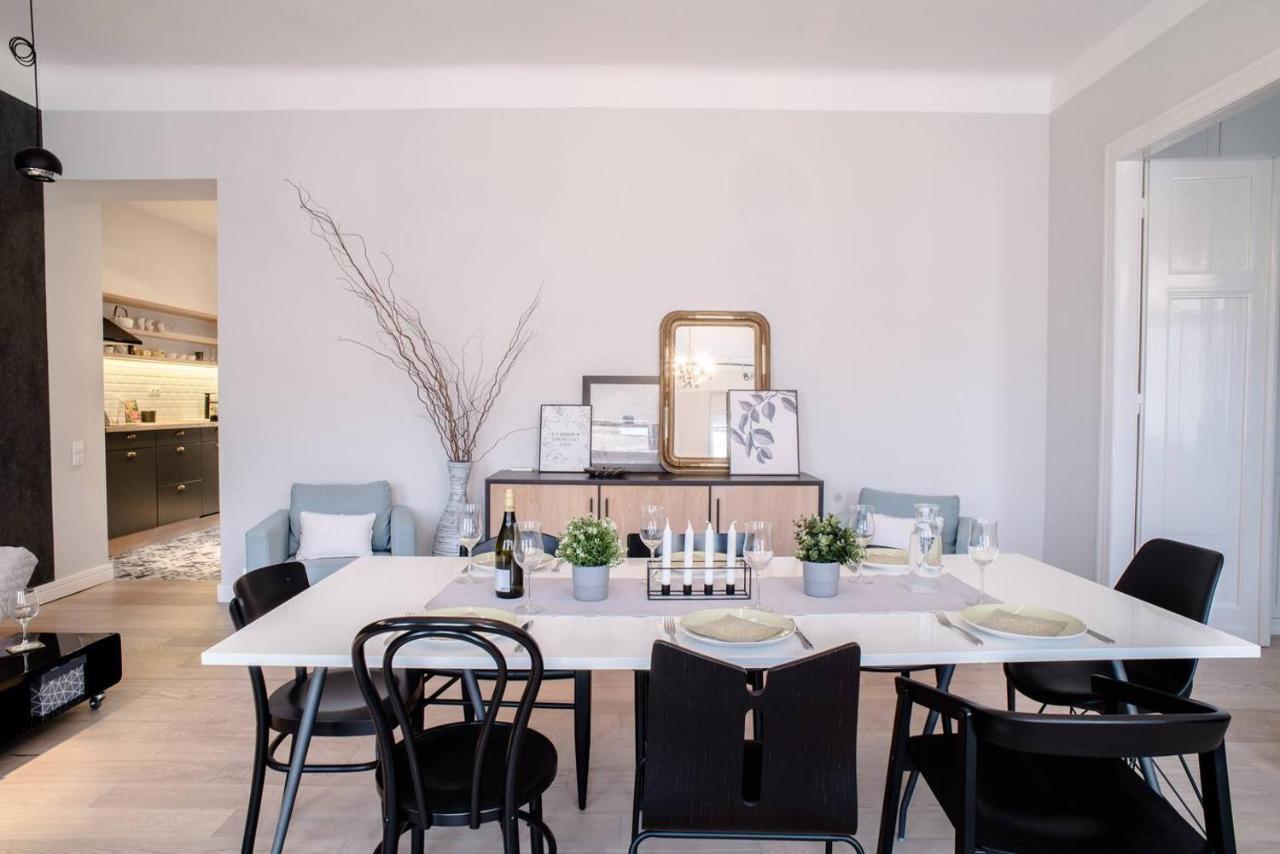 Stunning New Central Home Near Basilica Budapest Extérieur photo